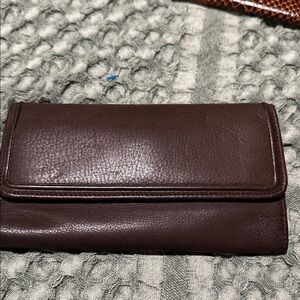 Rolf’s Classic Leather Clutch Wallet in Dark Brown